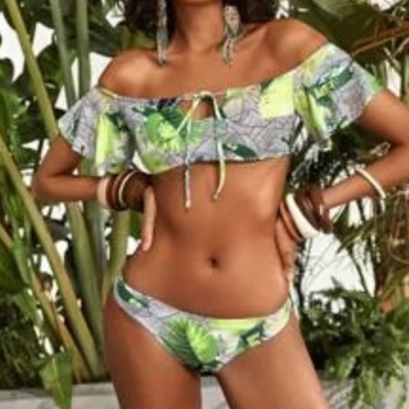 Tropical Ruffle Bardot Bikini Swimsuit Size Small - Picture 1 of 7